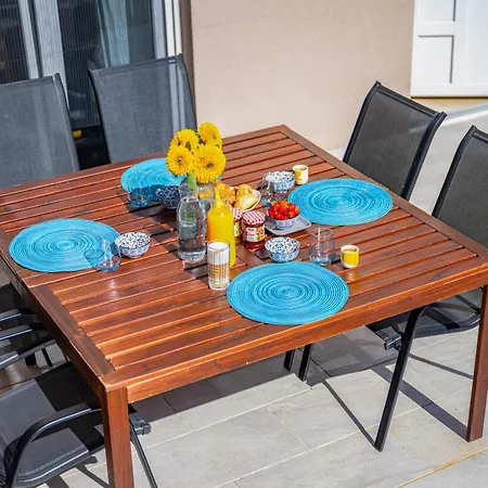 Διαμέρισμα Casa Lilium, A Charming 6km Near The Sea *